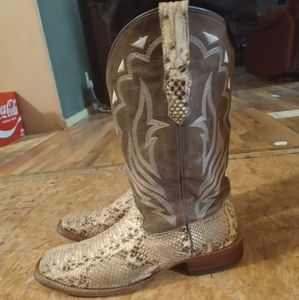 11 EE Cody James exotic python cowboy boots